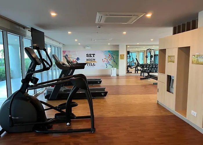 公寓 Homemadeluxury 1br Seaview Poolview Near Okada Airport *