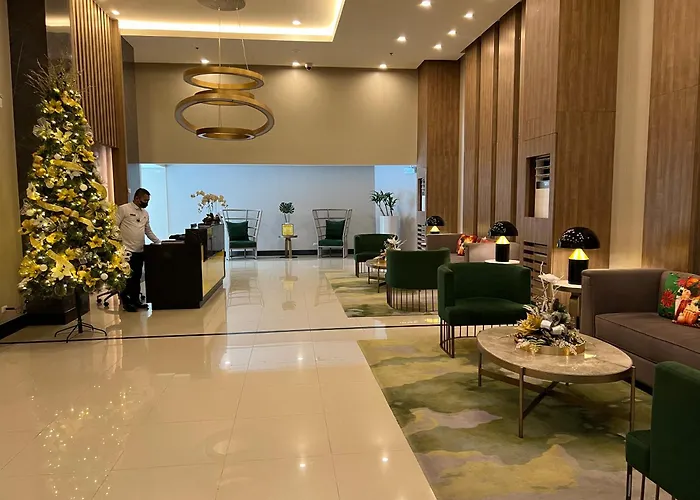 Homemadeluxury 1br Seaview Poolview Near Okada Airport *